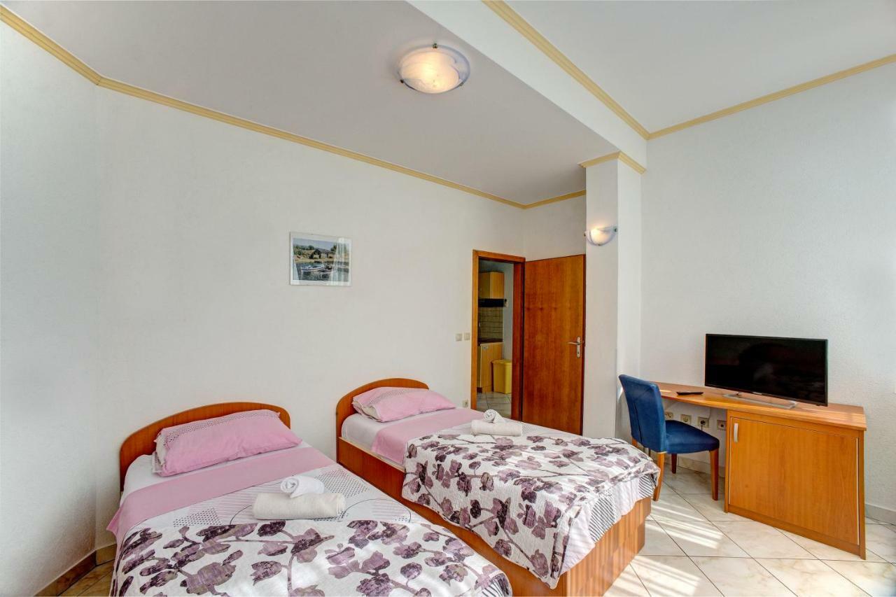Apartments Plavi Biser Šibenik Eksteriør bilde